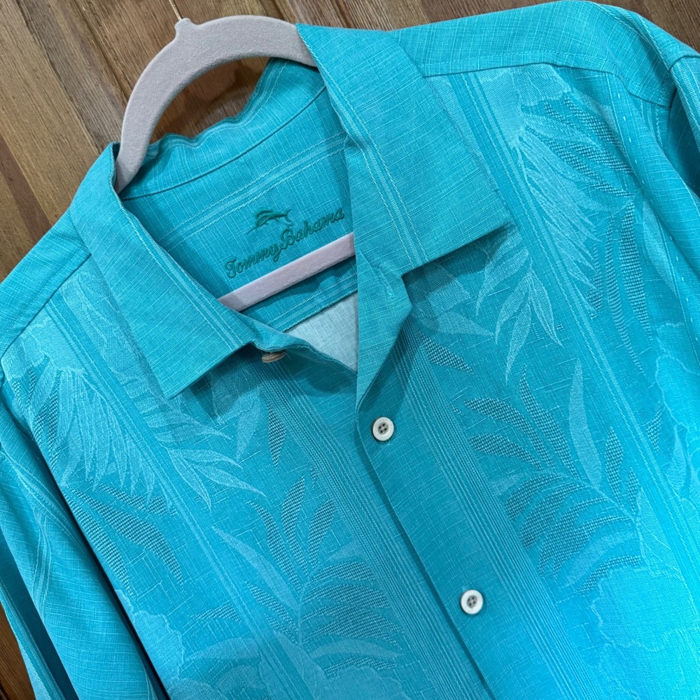 Tommy Bahama Mens XL Silk Turquoise Blue Jacquard Tropical Camp Shirt Short Slv